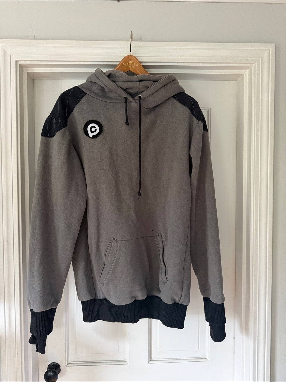 Men's Gray Pullover Hoodie with Logo Patch